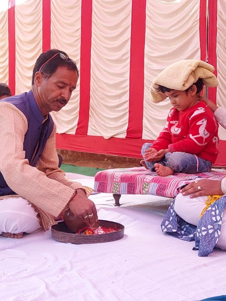 बेटी बनी बेटा, मीणा समाज में अनूठी पहल, चार साल की खुश्मिता ने पहनी पगड़ी