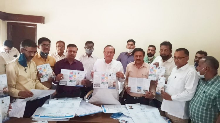 विश्व जल दिवस पर बिना "मास्क" जल बचाने का संदेश दिया जलदाय मंत्री कल्ला ने, 13 लोगों के समूह में केवल 1 के मुंह पर मास्क