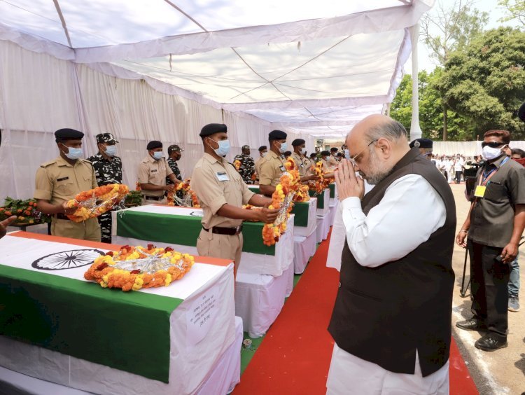 बीजापुर में नक्सली एनकाउंटर में शहीद हुए जवानों को केंद्रीय गृहमंत्री ने किया नमन, कहा अशांति के विरुद्ध इस लड़ाई को हम अंतिम रूप देने के लिए संकल्पित