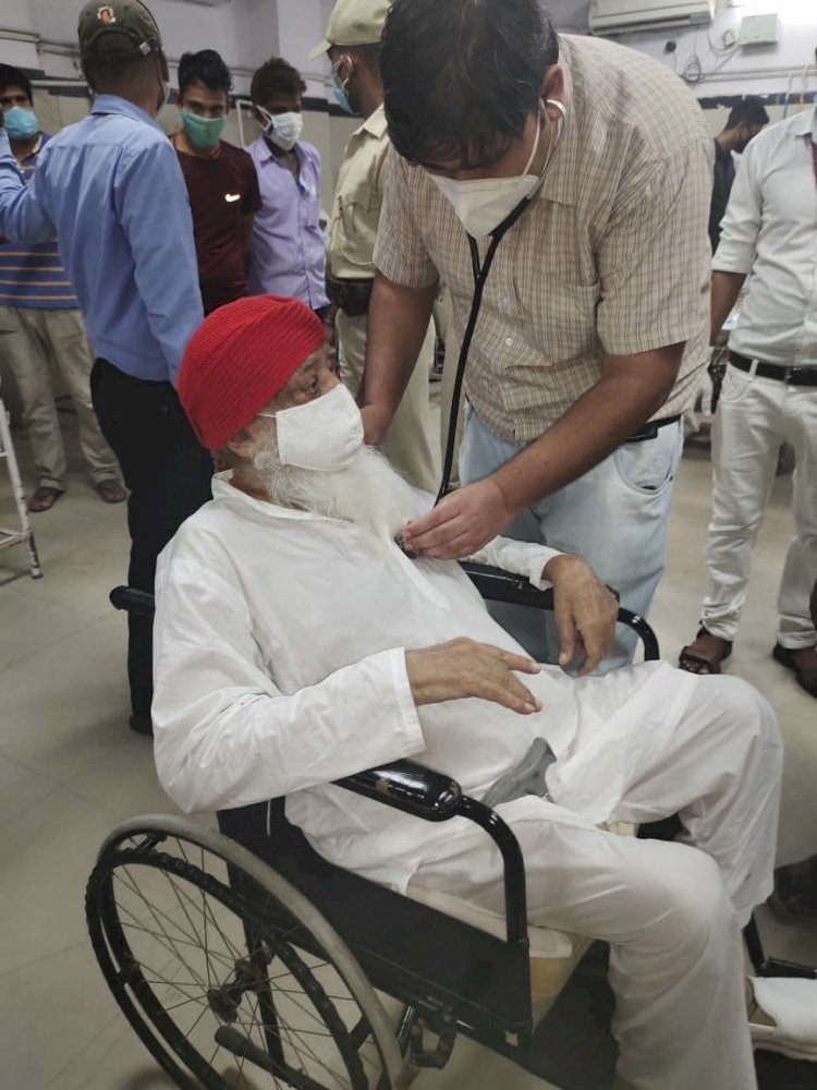 जोधपुर सेंट्रल जेल में सजा काट रहे आसाराम कोरोना पॉजिटिव, आईसीयू में भर्ती