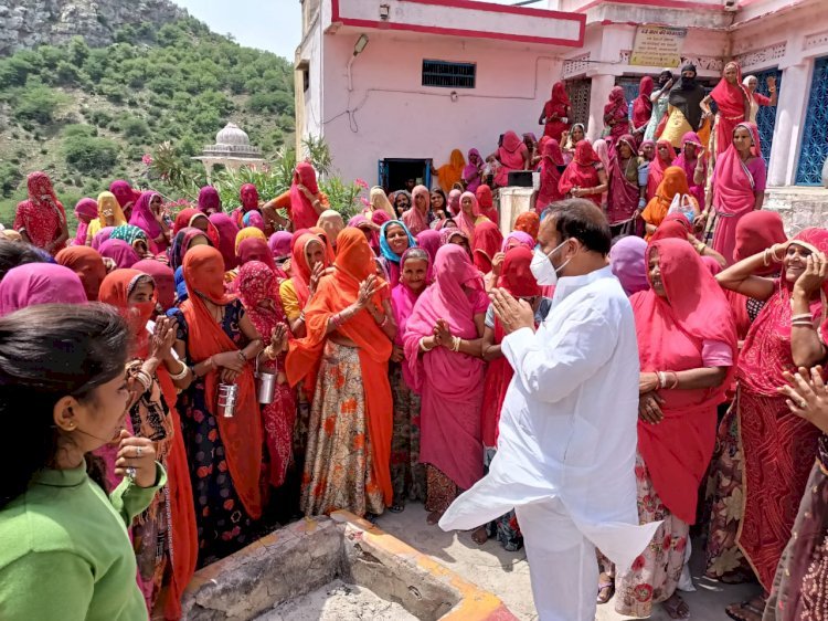 आस्था की सडक़ के लिए जताया आभार, सम्मान कर बढ़ाया मान