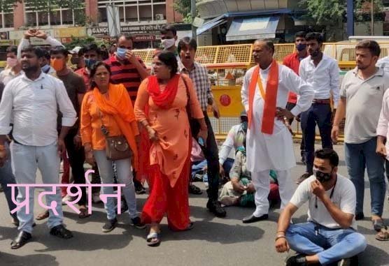देश की राजधानी दिल्ली के जंतर मंतर पर मुस्लिम धर्म के खिलाफ नारेबाजी और भड़काउ भाषण देने के मामले में 6 गिरफ्तार