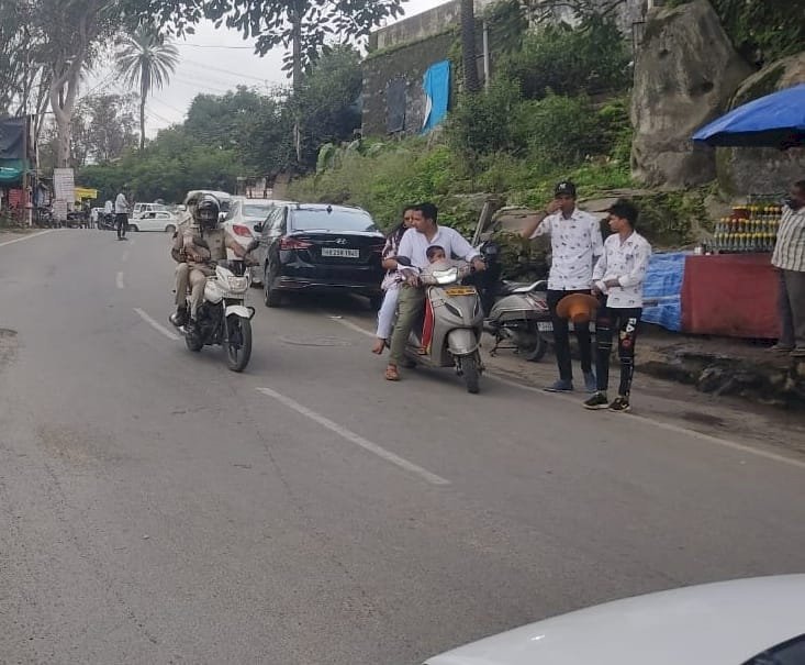 अब आबू की सड़कों पर नही दिखेगी आवारागर्दी और अय्याशी, तलहटी से लेकर गुरुशिखर तक होगी लगातार पुलिस गश्त