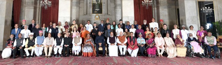 राजस्थान के सुंडाराम वर्मा सहित देश के 119 महानुभावों को राष्ट्रपति ने पद्म सम्मान से किया सम्मानित, वर्मा ने 1 लीटर पानी में पौधा उगाने की तकनीक को किया था ईजाद
