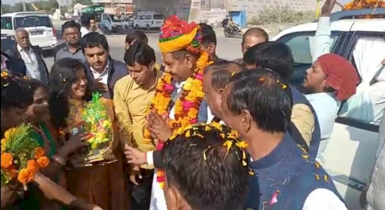 ऊर्जा मंत्री भंवरसिंह भाटी पर हमला, फतेहपुर में सम्मान के दौरान युवक ने पीठ में मारा, घटना के बाद आरोपी की तलाश करती रही पुलिस
