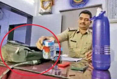Gujarat में आज भी फिल्म रईस की ​​स्टाइल में हो रही है तस्करी, Chittorgarh के युवक ने ​सूरत में किशोर से स्कूल बैग में करवाई अफीम की तस्करी