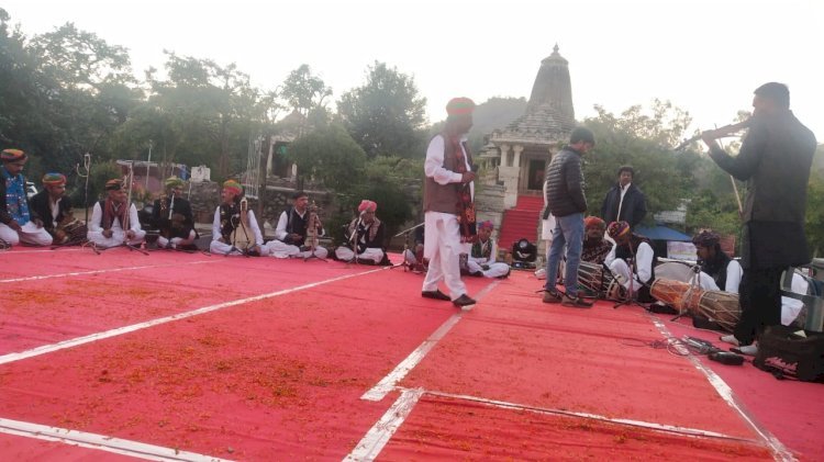हॉट एयर बैलूनिंग कर उठाया आसमां से पाली जिले की धरती पर बिखरी खूबसूरती का लुत्फ