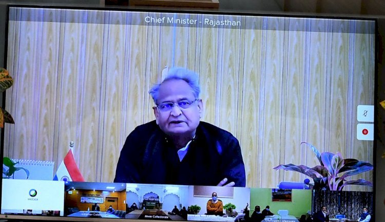CM Gehlot ने जल जीवन मिशन की समीक्षा बैठक में कार्यों को टाइमलाइन में पूरे करने के दिए निर्देश