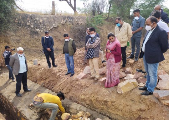 Rural Development Minister रमेश मीणा ने पाली के सोजत में किया एनीकट निर्माण कार्य का निरीक्षण, घटिया निर्माण कार्य करने पर 2 एपीओ, 1 निलंबित