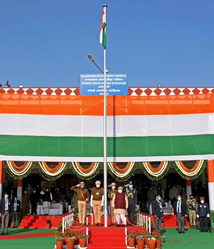 हर्ष, उल्लास और गौरव से मनाया गया गणतंत्र दिवस समारोह, राज्यपाल कलराज मिश्र ने फहराया राष्ट्रीय ध्वज