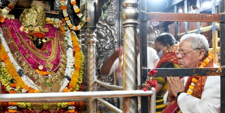 राज्यपाल ने मां विंध्यवासिनी के किए दर्शन किए, पूजा-अर्चना कर प्रदेश की खुशहाली की कामना की