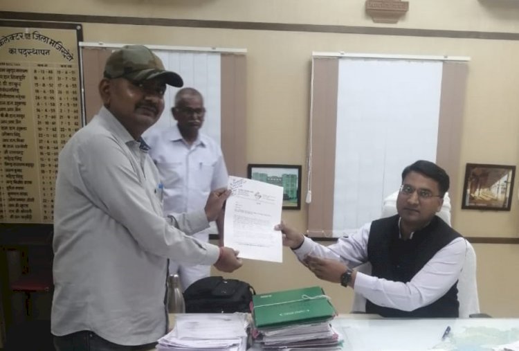 कांग्रेस नेता श्रवण राठौड़ ने कलेक्टर जैन से मिलकर भीनमाल शहर में दो नई इंदिरा रसोई शुरू करने की रखी मांग