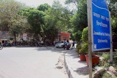 जेएनयू में हिंसा दिव्यांग छात्र समेत 6 स्टूडेंट घायल, पुलिस को दी गई 5 शिकायतें