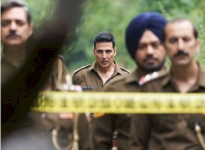 अक्षय की कटपुतली में अपराधियों के असली चेहरों से भरी थी एक दीवार