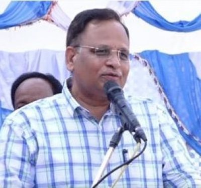 मनी लॉन्ड्रिंग मामले में दिल्ली की अदालत ने सत्येंद्र जैन की पत्नी को दी जमानत