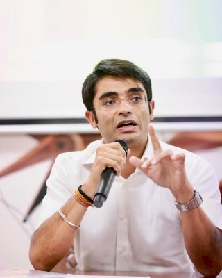 पार्टी के फैसले जनहित में नहीं: शेरगिल ने कांग्रेस प्रवक्ता पद से दिया इस्तीफा