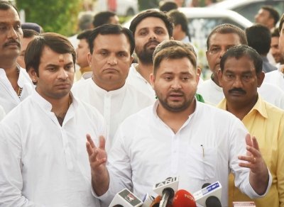 बिहार में सीबीआई छापेमारी को लेकर भड़के तेजस्वी ने कहा, सब कुछ ठंडा कर दिया जाएगा