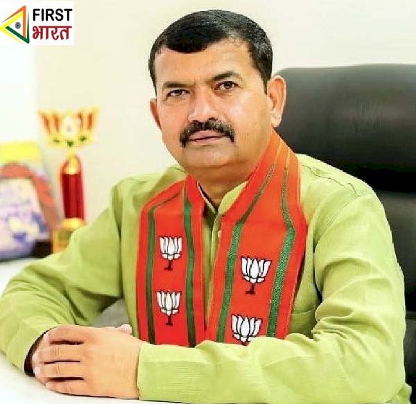 BJP ने संकल्प पत्र में सामाजिक सुरक्षा पेंशन को बढ़ाने का किया था वादा, आज मुख्यमंत्री भजनलाल शर्मा ने पेंशन जारी कर निभाया वादा, दूसरी ओर पूर्व सीएम गहलोत ने लिया मिनिमम इनकम गारंटी कानून का श्रेय