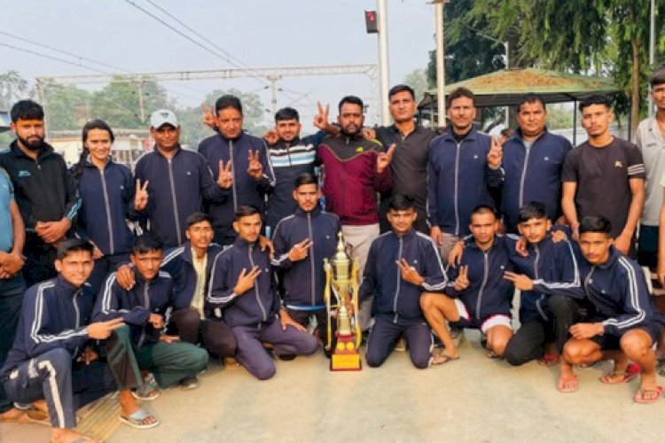 68वीं स्कूली राष्ट्रीय कबड्डी प्रतियोगिता अंडर—17 कैटेगरी में राजस्थान टीम को मिला रजत पदक, SAI जयपुर सेंटर से विशाल चौधरी ने कोच को दिया जीत को श्रेय